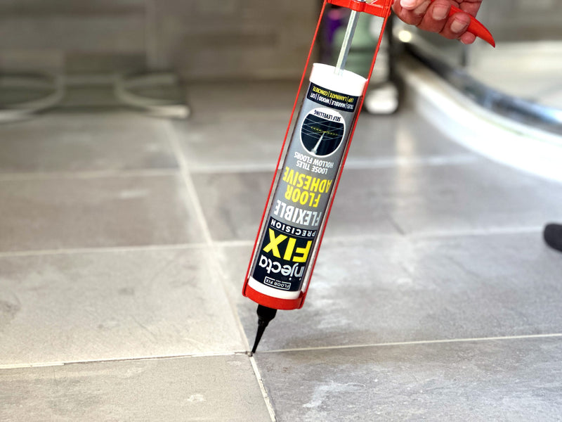 Chargez l&#39;image dans la visionneuse de la galerie, Injectafix Precision 300ml injection adhesive, a reliable solution for fixing floors
